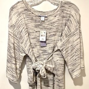 Motherhood Maternity short sleeve knit top